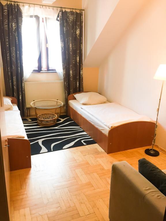 וייליצקה Hostel Florencja מראה חיצוני תמונה
